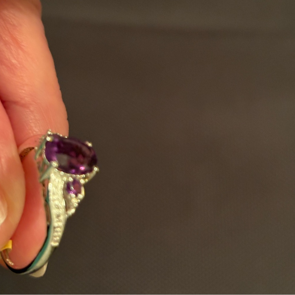 Amethyst oval ring size 8 - Picture 9 of 12